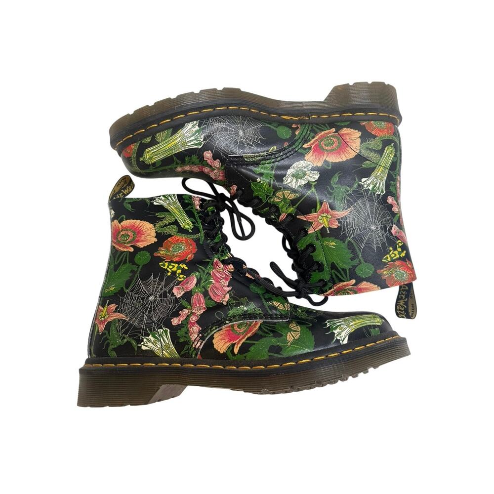 Dr. Martens Botanical Wildflower 1460 Lace Up Boots EUC Women’s Size 11 Black